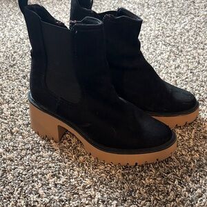 Universal Thread Black Suede Chelsea Platform Lug Sole Booties